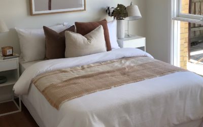 Styling Your Bed With a Small Throw